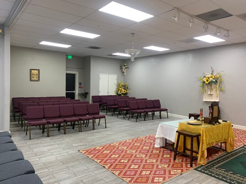 More Photos Of 8351 Katella Ave, Stanton Showroom For Sale