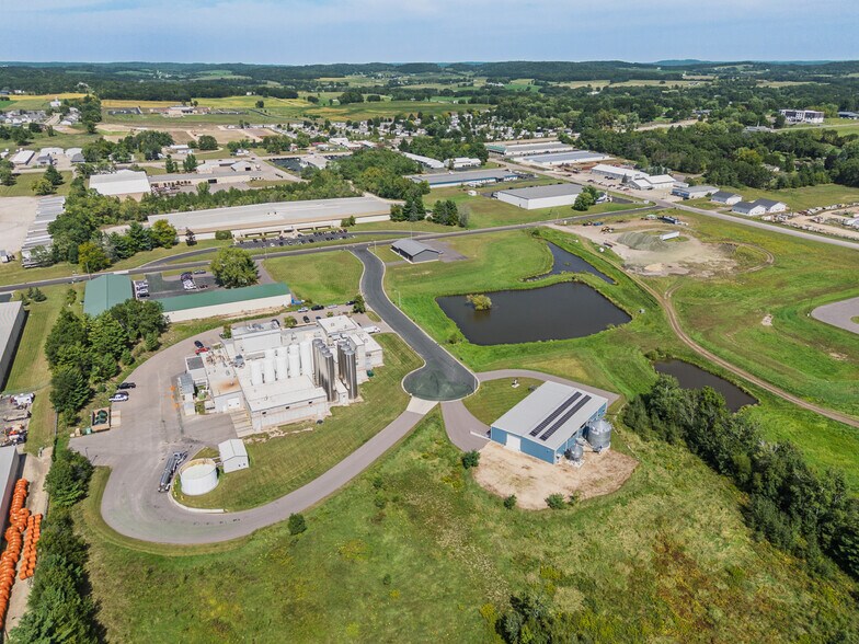 More Photos Of 605 Greenway Ct, Reedsburg Industrial For Sale