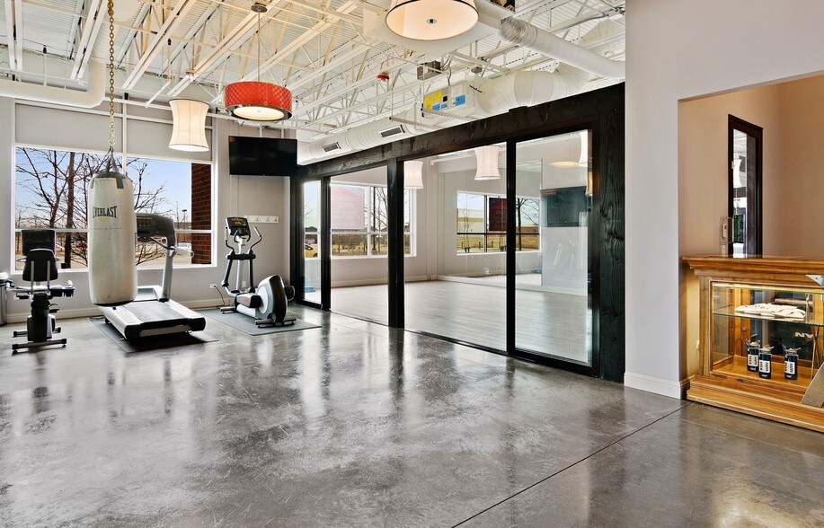 More Photos Of 21660 W Field Pky, Deer Park Office For Sale