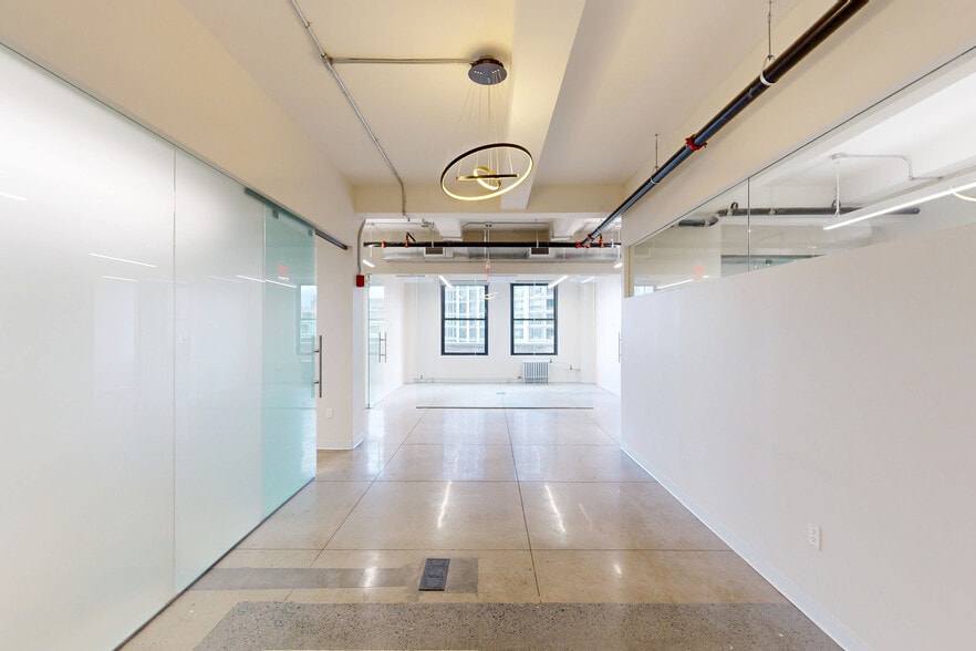 More Photos Of 225 Broadway, New York Office For Lease