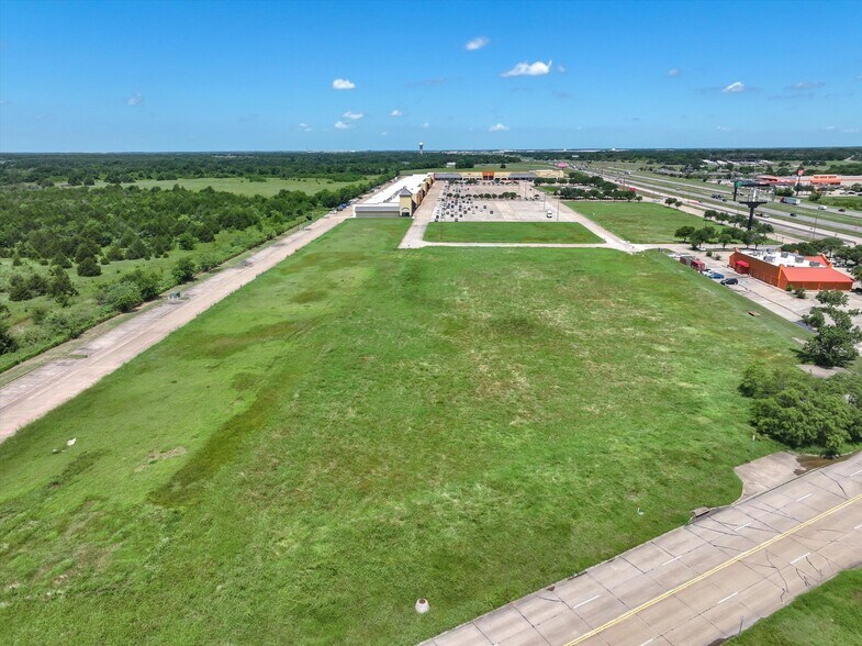 More Photos Of TBD Tanger Dr, Terrell Land For Sale