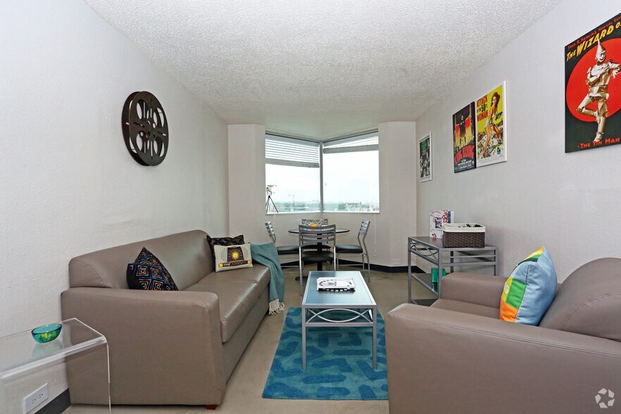 More Photos Of 2021 Guadalupe St, Austin Coworking Space