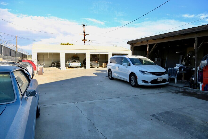 More Photos Of , Lancaster General Retail For Sale