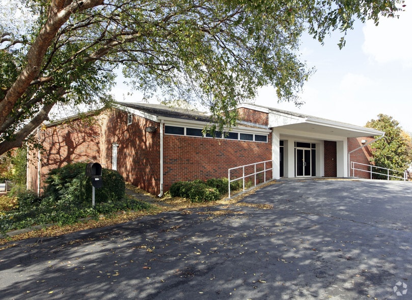 Primary Photo Of 2212 Jordan Ln, Huntsville Religious Facility For Sale