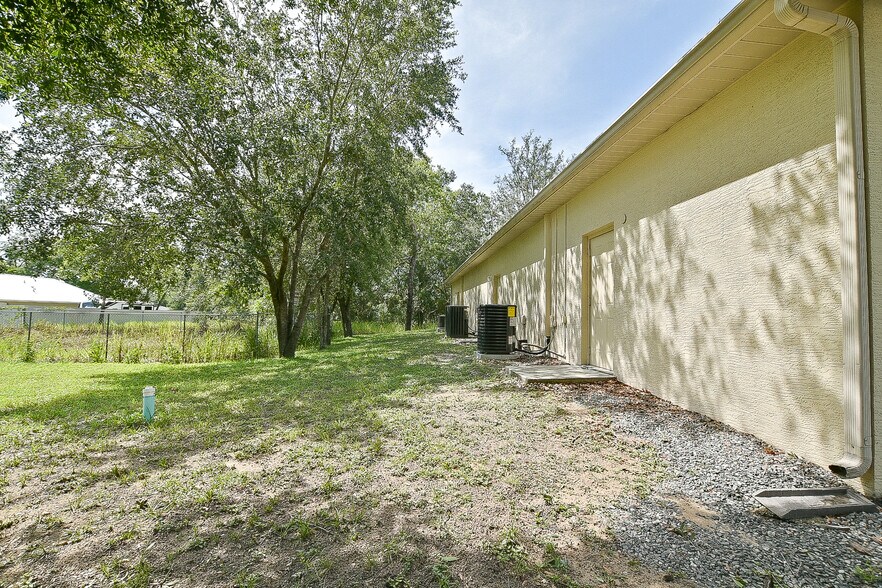More Photos Of 15151 S US Highway 441, Summerfield Medical For Sale