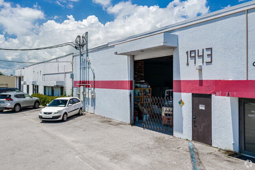 More Photos Of 1903-1963 W McNab Rd, Pompano Beach Warehouse For Lease