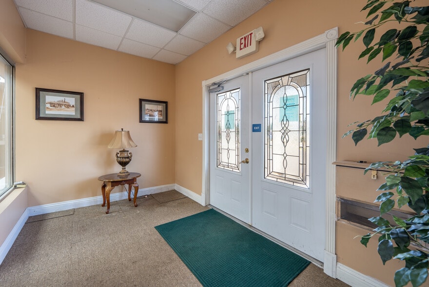 More Photos Of 2840 Ligonier St, Latrobe Office For Sale