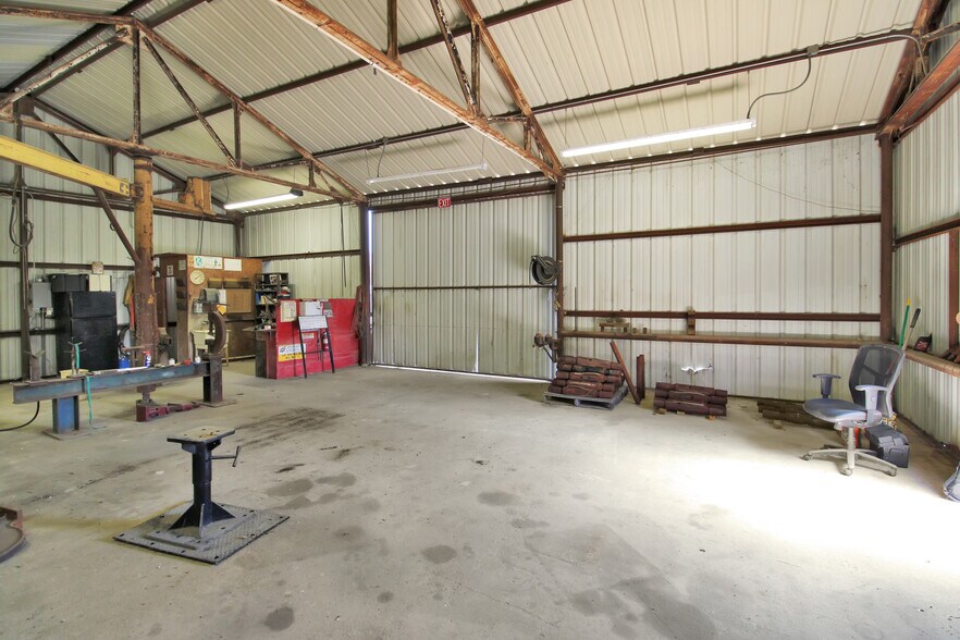 More Photos Of 6235 Fourwinds Dr, Bryan Industrial For Sale
