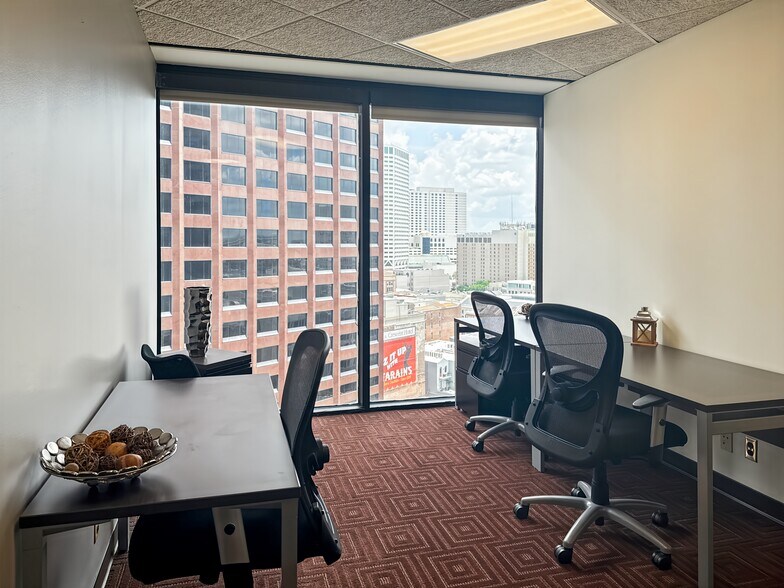 More Photos Of 650 Poydras St, New Orleans Coworking Space