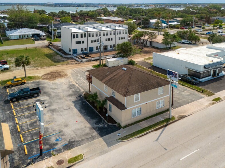 More Photos Of 307 Anastasia Blvd, Saint Augustine Freestanding For Sale