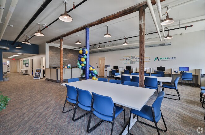 More Photos Of 554 Main St, Worcester Office For Lease