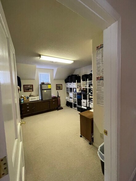 More Photos Of 714 N Spurgeon St, Santa Ana Office For Lease