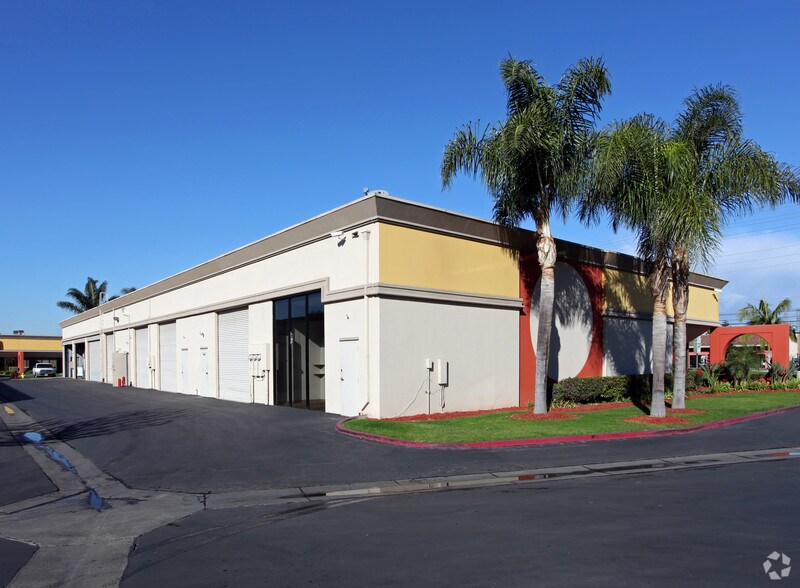 More Photos Of 514-538 W Katella Ave, Orange Unknown For Lease