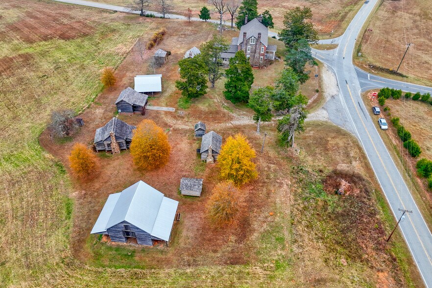 More Photos Of 163 Old Buncombe Rd, Union Specialty For Sale