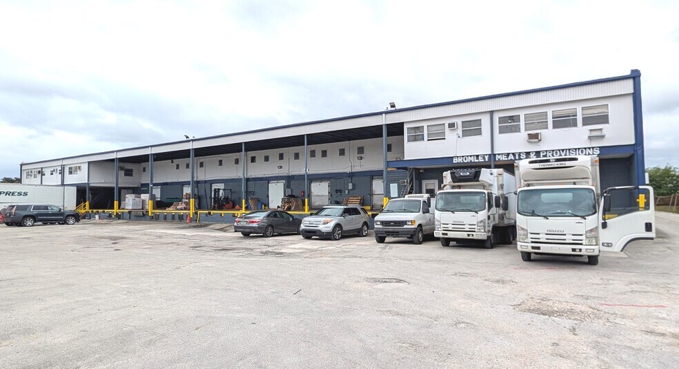 Primary Photo Of 500 NE 185th St, Miami Refrigeration Cold Storage For Sale