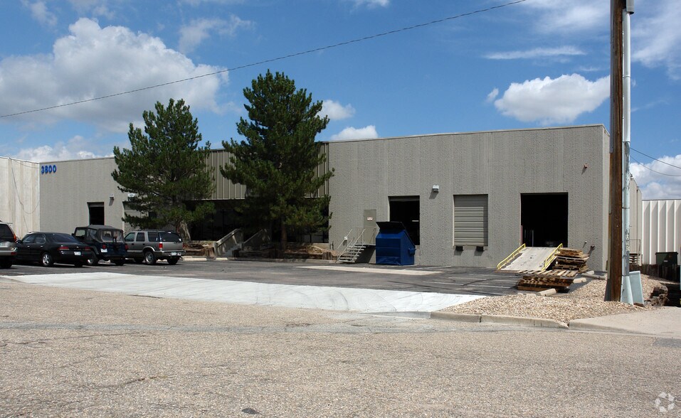 More Photos Of 3800 Revere St, Denver Unknown For Lease