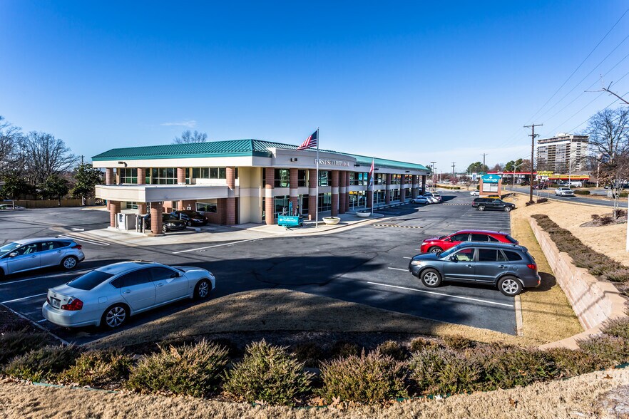 More Photos Of 2504 Mccain Blvd, North Little Rock Office For Lease