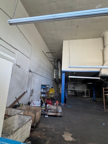 More Photos Of 200-206 E 2nd Ave, San Mateo Freestanding For Lease