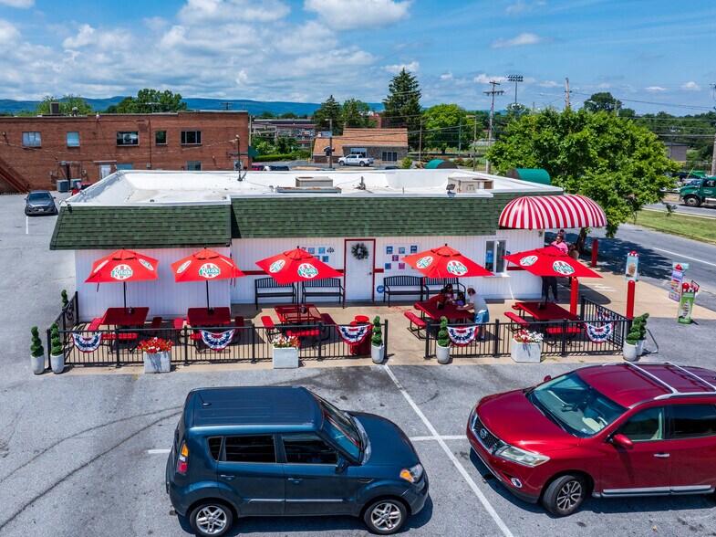 More Photos Of 500 W Patrick St, Frederick Freestanding For Sale