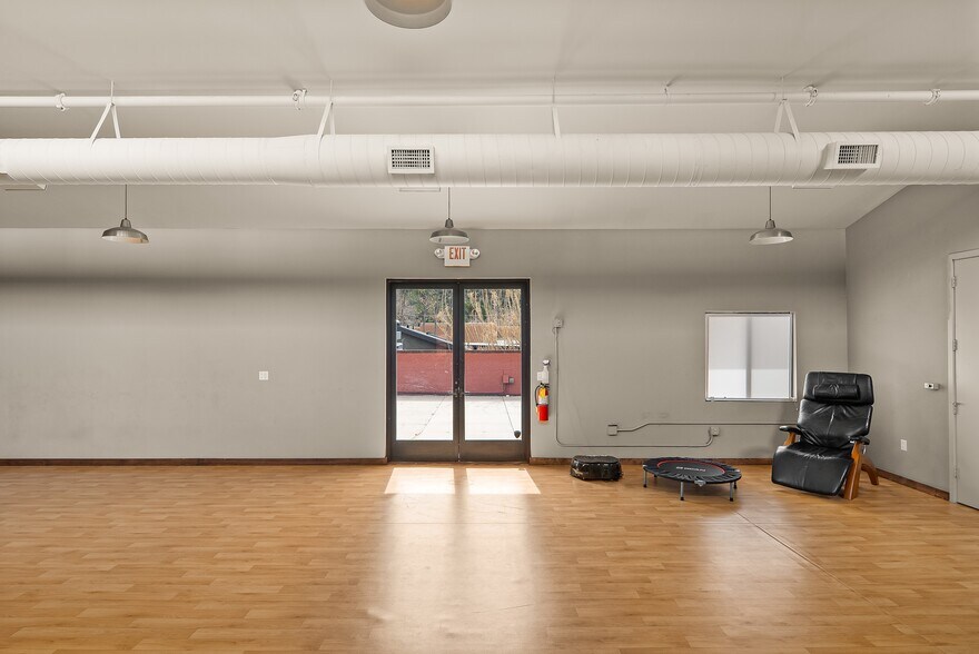 More Photos Of 45 Birch Blvd, Sedona Medical For Lease
