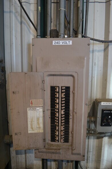 More Photos Of 1111 W 3rd St, Rushville Freestanding For Lease