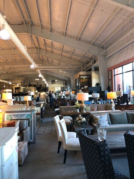 More Photos Of 4380 Bluffton Pky, Bluffton Freestanding For Sale