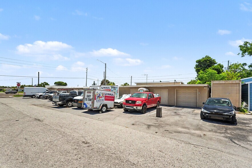 More Photos Of 5133 FL-54, New Port Richey Office Residential For Lease