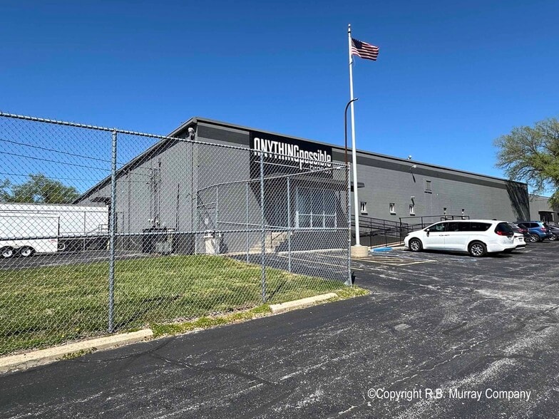 More Photos Of 1851 E Florida St, Springfield Warehouse For Lease