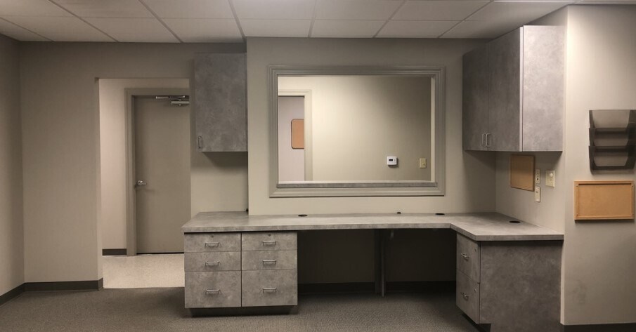 More Photos Of 16 Physician Dr, Clyde Hospital For Sale