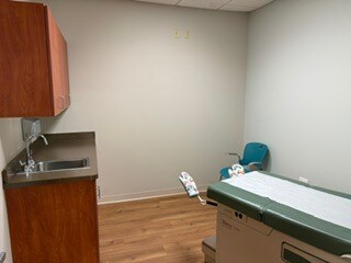 More Photos Of 11126 Kingston Pike, Farragut Medical For Lease