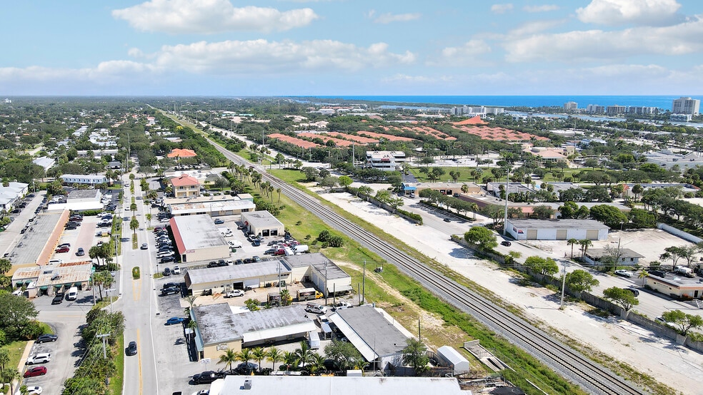 More Photos Of 1660 Cypress Dr, Jupiter Warehouse For Sale