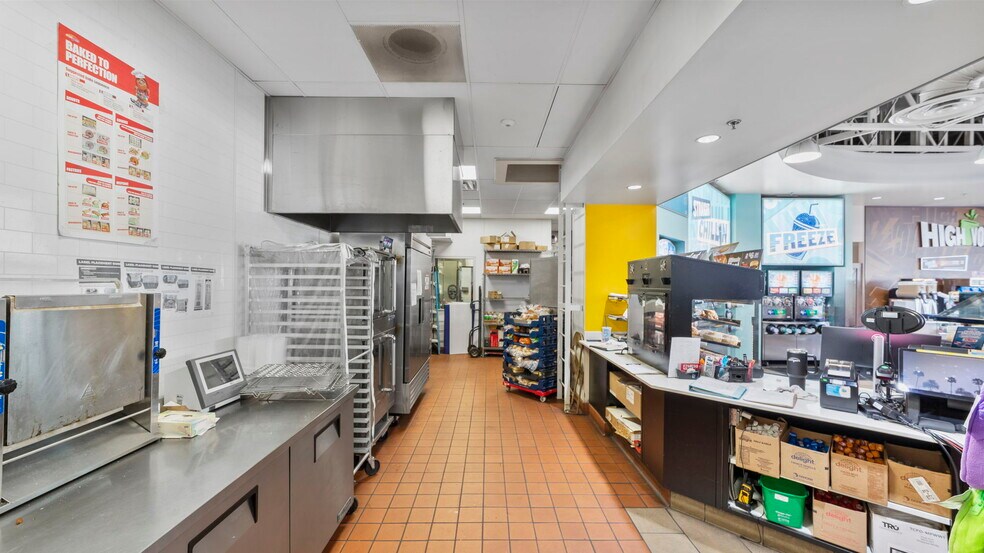 More Photos Of 2122 W Highland Ave, San Bernardino Service Station For Sale