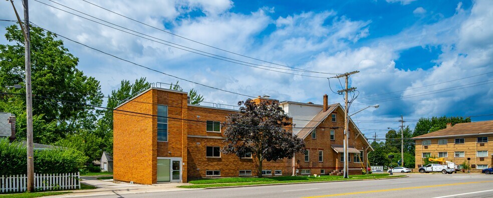 More Photos Of 77 W Bagley Rd, Berea Apartments For Sale