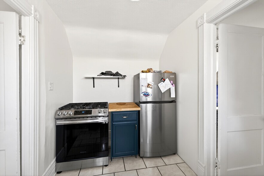 More Photos Of 174 Mariner St, Buffalo Multifamily For Sale