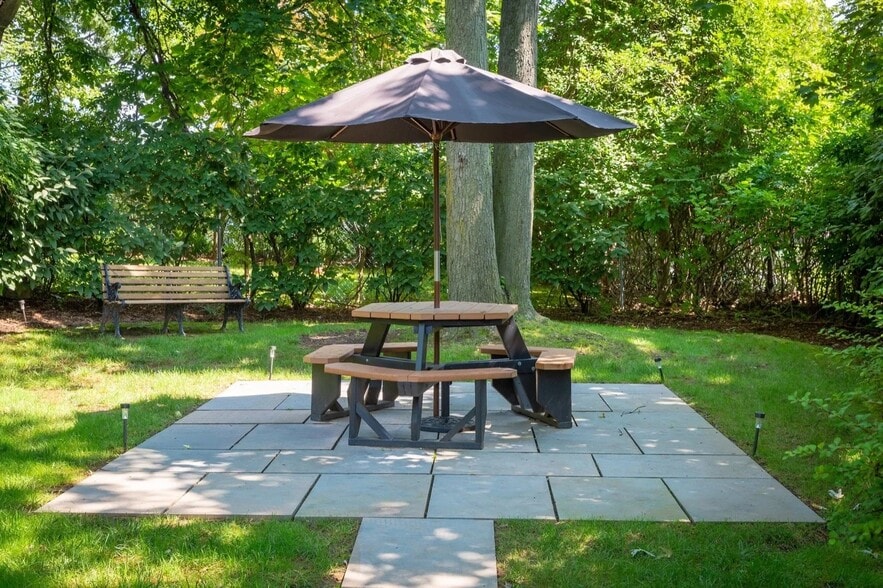 More Photos Of 14 Walden Pl, Montclair Apartments For Sale