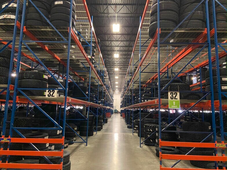 More Photos Of 17200 Manchac Park Ln, Baton Rouge Warehouse For Lease