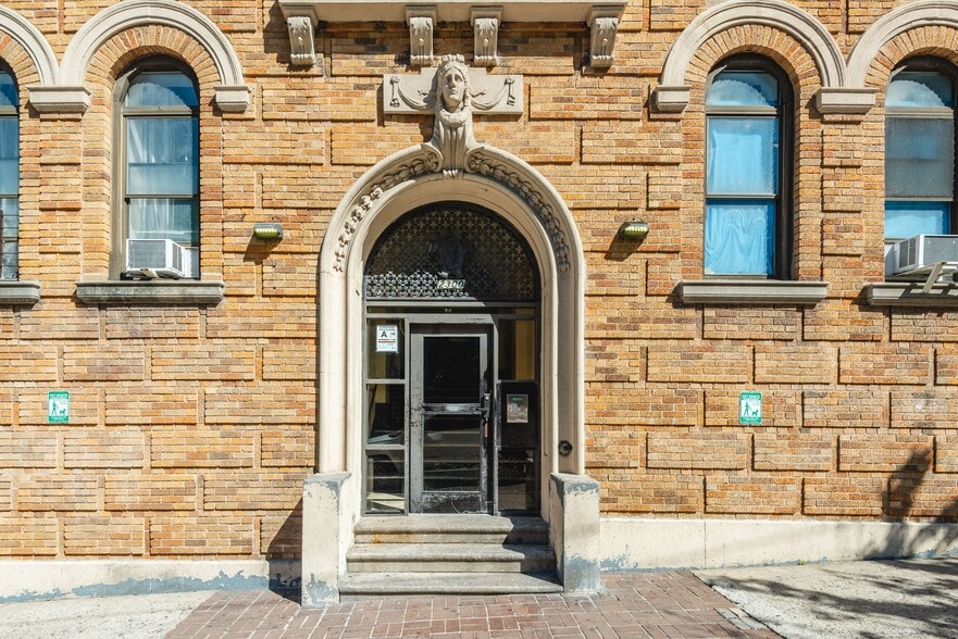 More Photos Of 2300 Sedgwick Ave, Bronx Apartments For Sale