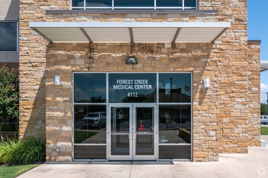More Photos Of 4112 Links Ln, Round Rock Medical For Lease