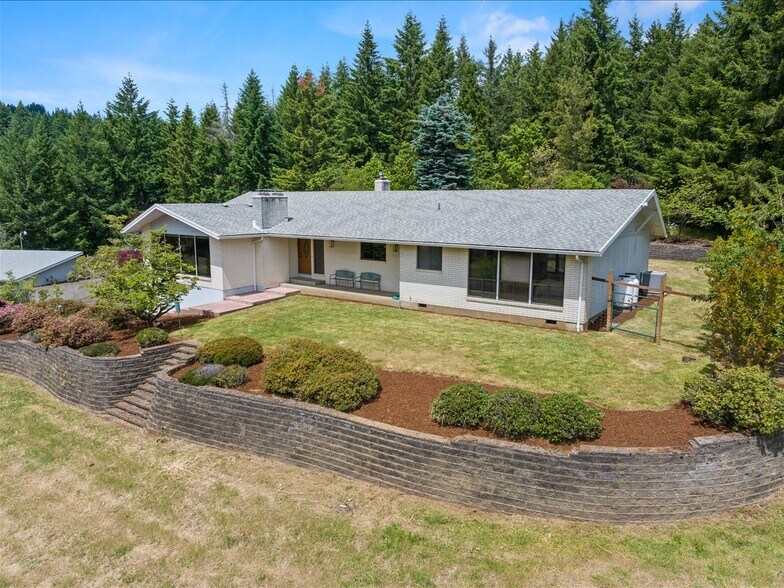 More Photos Of 115 NW Harmony Ln, Corvallis Specialty For Sale
