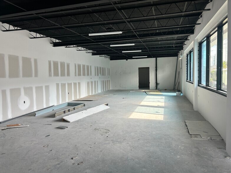 More Photos Of 433 4th St N, Saint Petersburg Medical For Lease
