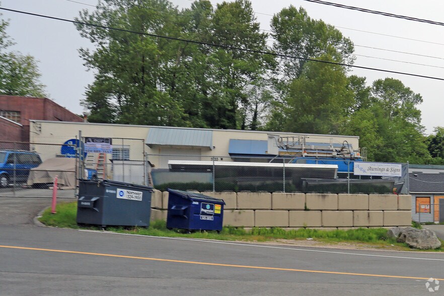 More Photos Of 3755 Keith St, Burnaby Warehouse For Sale