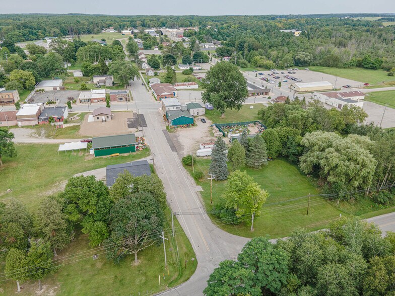 More Photos Of 300 S 2nd St, Lincoln General Retail For Sale