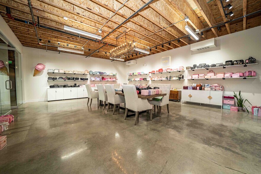 More Photos Of 2001 Saturn St, Monterey Park Light Distribution For Sale