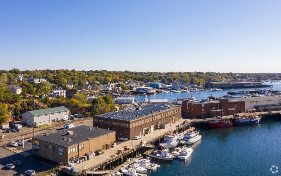 More Photos Of 11-15 Parker St, Gloucester Light Manufacturing For Lease