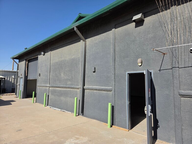 More Photos Of 1805 Futurity Dr, Sunland Park Manufacturing For Lease