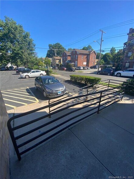 More Photos Of 1423 Chapel St, New Haven Medical For Lease