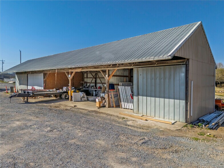 More Photos Of 1100 Winchester Hwy, Fayetteville Freestanding For Sale