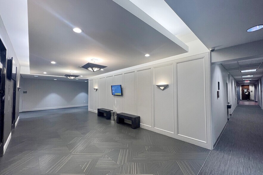 More Photos Of 2295 Parklake Dr NE, Atlanta Office For Lease