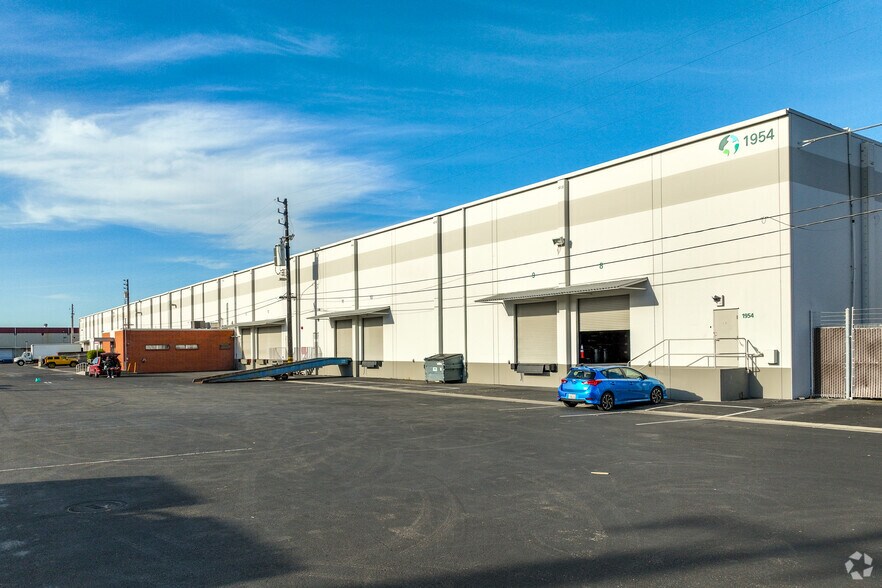 More Photos Of 1948-1958 Williams St, San Leandro Warehouse For Lease