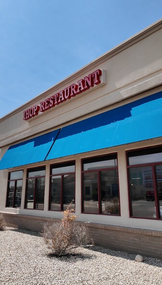 More Photos Of 2529 S Canal St, Carlsbad Restaurant For Sale